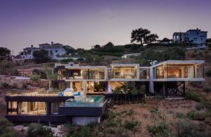 {"type":"elementor","siteurl":"https://www.carpinteriaalma.com/wp-json/","elements":[{"id":"91f84f7","elType":"widget","isInner":false,"isLocked":false,"settings":{"eael_fg_items_to_show":6,"eael_fg_filter_duration":500,"eael_fg_grid_item_height":"400","eael_fg_all_label_text":"Proyectos realizados","eael_fg_controls":[{"eael_fg_control":"Residential","_id":"4953147","eael_fg_control_custom_id":"","eael_fg_custom_label":"","eael_fg_control_active_as_default":""},{"eael_fg_control":"Corporate","_id":"1794203","eael_fg_control_custom_id":"","eael_fg_custom_label":"","eael_fg_control_active_as_default":""},{"eael_fg_control":"Restaurant","_id":"59c5157","eael_fg_control_custom_id":"","eael_fg_custom_label":"","eael_fg_control_active_as_default":""},{"eael_fg_control":"Commercial","_id":"2facf3a","eael_fg_control_custom_id":"","eael_fg_custom_label":"","eael_fg_control_active_as_default":""},{"eael_fg_control":"Elemento de la galería","_id":"c188e81","eael_fg_control_custom_id":"","eael_fg_custom_label":"","eael_fg_control_active_as_default":""}],"eael_fg_gallery_items":[{"eael_fg_gallery_item_name":"Aloha 138","_id":"c9a2a89","fg_video_gallery_switch":"","eael_fg_gallery_item_video_link":"https://www.youtube.com/watch?v=kB4U67tiQLA","fg_item_price":"$20.00","fg_item_ratings":"5","fg_item_cat":"Essential Addons","eael_fg_gallery_item_content":"Arquitectura Carlos LamasConstructora Atlas GroupCarpintería Exterior Technal","eael_fg_gallery_img":{"id":1226,"url":"https://www.carpinteriaalma.com/wp-content/uploads/2024/01/casa_2_spca_visual_marbella-scaled.jpg","alt":"casa_2_spca_visual_marbella","source":"library","size":""},"fg_video_gallery_play_icon":{"url":"","id":""},"eael_fg_gallery_control_name":"","fg_item_price_switch":"false","fg_item_ratings_switch":"false","fg_item_cat_switch":"false","eael_fg_gallery_lightbox":"true","eael_fg_gallery_link":"true","eael_fg_gallery_img_link":{"url":"#","is_external":"","nofollow":"","custom_attributes":""}},{"eael_fg_gallery_item_name":"Villa El Olivo","_id":"181eb26","fg_video_gallery_switch":"","eael_fg_gallery_item_video_link":"https://www.youtube.com/watch?v=kB4U67tiQLA","fg_item_price_switch":"","fg_item_price":"$20.00","fg_item_ratings_switch":"","fg_item_ratings":"5","fg_item_cat_switch":"","fg_item_cat":"Essential Addons","eael_fg_gallery_item_content":"Arquitectura Villarroel TorricoConstructora Navarro y DazaCarpintería exterior Technal","eael_fg_gallery_img":{"id":1230,"url":"https://www.carpinteriaalma.com/wp-content/uploads/2024/01/casa_03_PEDRO_JAEN_01.jpg","alt":"PEDROJAEN","source":"library","size":""},"fg_video_gallery_play_icon":{"url":"","id":""},"eael_fg_gallery_control_name":"","eael_fg_gallery_lightbox":"true","eael_fg_gallery_link":"true","eael_fg_gallery_img_link":{"url":"#","is_external":"","nofollow":"","custom_attributes":""}},{"eael_fg_gallery_item_name":"Caserías del Esperonal","_id":"d66ed14","fg_video_gallery_switch":"","eael_fg_gallery_item_video_link":"https://www.youtube.com/watch?v=kB4U67tiQLA","fg_item_price":"$20.00","fg_item_ratings":"5","fg_item_cat":"Essential Addons","eael_fg_gallery_item_content":"Arquitectura Flow81Constructora Red PointCarpintería exterior Technal y Qsystems","eael_fg_gallery_img":{"id":274,"url":"https://www.carpinteriaalma.com/wp-content/uploads/2021/09/alma3.jpg","alt":"","source":"library"},"fg_video_gallery_play_icon":{"url":"","id":""},"eael_fg_gallery_control_name":"","fg_item_price_switch":"false","fg_item_ratings_switch":"false","fg_item_cat_switch":"false","eael_fg_gallery_lightbox":"true","eael_fg_gallery_link":"true","eael_fg_gallery_img_link":{"url":"#","is_external":"","nofollow":"","custom_attributes":""}},{"eael_fg_gallery_item_name":"Casa 5","_id":"3e707f0","fg_video_gallery_switch":"","eael_fg_gallery_item_video_link":"https://www.youtube.com/watch?v=kB4U67tiQLA","fg_item_price":"$20.00","fg_item_ratings":"5","fg_item_cat":"Essential Addons","eael_fg_gallery_item_content":"Far far away behind the word mountains far from the countries Vokalia and Consonantia there live the blind texts.","eael_fg_gallery_img":{"id":273,"url":"https://www.carpinteriaalma.com/wp-content/uploads/2021/09/alma2.jpg","alt":"","source":"library"},"fg_video_gallery_play_icon":{"url":"","id":""},"eael_fg_gallery_control_name":"","fg_item_price_switch":"false","fg_item_ratings_switch":"false","fg_item_cat_switch":"false","eael_fg_gallery_lightbox":"true","eael_fg_gallery_link":"true","eael_fg_gallery_img_link":{"url":"#","is_external":"","nofollow":"","custom_attributes":""}},{"eael_fg_gallery_item_name":"Casa 6","_id":"69d86ec","fg_video_gallery_switch":"","eael_fg_gallery_item_video_link":"https://www.youtube.com/watch?v=kB4U67tiQLA","eael_fg_gallery_control_name":"Commercial","fg_item_price":"$20.00","fg_item_ratings":"5","fg_item_cat":"Essential Addons","eael_fg_gallery_item_content":"Far far away behind the word mountains far from the countries Vokalia and Consonantia there live the blind texts.","eael_fg_gallery_img":{"id":275,"url":"https://www.carpinteriaalma.com/wp-content/uploads/2021/09/alma-4.jpg","alt":"","source":"library"},"fg_video_gallery_play_icon":{"url":"","id":""},"fg_item_price_switch":"false","fg_item_ratings_switch":"false","fg_item_cat_switch":"false","eael_fg_gallery_lightbox":"true","eael_fg_gallery_link":"true","eael_fg_gallery_img_link":{"url":"#","is_external":"","nofollow":"","custom_attributes":""}},{"_id":"42e89a8","fg_video_gallery_switch":"","eael_fg_gallery_item_video_link":"https://www.youtube.com/watch?v=kB4U67tiQLA","eael_fg_gallery_item_name":"Villa Las Nubes","fg_item_price":"20,00€","fg_item_ratings":"5","fg_item_cat":"Essential Addons","eael_fg_gallery_item_content":"Arquitectura Flow81Constructora Red PointCarpintería exterior Technal","eael_fg_gallery_img":{"url":"https://www.carpinteriaalma.com/wp-content/uploads/2023/03/Exterior.-View-from-ground-floor-terrace-1.jpg","id":1067,"size":"","alt":"","source":"library"},"eael_fg_gallery_lightbox":"","eael_fg_gallery_link":"","eael_fg_gallery_control_name":"","fg_item_price_switch":"false","fg_item_ratings_switch":"false","fg_item_cat_switch":"false","fg_video_gallery_play_icon":{"url":"https://www.carpinteriaalma.com/wp-content/plugins/essential-addons-for-elementor-lite/assets/front-end/img/play-icon.png","id":"","size":""},"eael_fg_gallery_img_link":{"url":"#","is_external":"","nofollow":"","custom_attributes":""}}],"images_per_page":6,"load_more_text":"Load More","nomore_items_text":"No more items!","eael_fg_video_item_icon_hover_scale":"1.1","fg_sf_placeholder":"Search Gallery Item...","eael_fg_bg_color":"#FFFFFF","eael_fg_container_margin":{"unit":"px","top":"0","right":"0","bottom":"0","left":"0","isLinked":true},"eael_fg_item_container_margin":{"unit":"px","top":"10","right":"10","bottom":"10","left":"10","isLinked":false},"eael_fg_item_cap_bg_color":"#000000","eael_fg_item_cap_container_padding":{"unit":"%","top":"21","right":"21","bottom":"21","left":"21","isLinked":true},"eael_fg_item_hoverer_content_alignment":"center","eael_fg_item_icon_margin":{"unit":"px","top":"10","right":"0","bottom":"0","left":"0","isLinked":false},"__globals__":{"eael_fg_bg_color":"","eael_fg_item_icon_bg_color":"globals/colors?id=secondary","eael_fg_item_icon_bg_color_hover":"globals/colors?id=primary","eael_fg_control_normal_text_color":"","eael_fg_control_active_bg_color":""},"eael_fg_control_typography_typography":"custom","eael_fg_control_typography_font_family":"Heebo","eael_fg_control_typography_font_size":{"unit":"px","size":14,"sizes":[]},"eael_fg_control_typography_font_weight":"400","eael_fg_item_hover_title_typography_typography":"custom","eael_fg_item_hover_title_typography_font_family":"Lato","eael_fg_item_hover_title_typography_font_size":{"unit":"px","size":20,"sizes":[]},"eael_fg_item_hover_title_typography_font_weight":"600","eael_fg_item_hover_title_typography_line_height":{"unit":"em","size":1.6,"sizes":[]},"eael_fg_item_hover_content_typography_typography":"custom","eael_fg_item_hover_content_typography_font_family":"Heebo","eael_fg_item_hover_content_typography_font_size":{"unit":"px","size":16,"sizes":[]},"eael_fg_item_hover_content_typography_font_weight":"300","_margin":{"unit":"px","top":"30","right":"0","bottom":"0","left":"0","isLinked":false},"eael_fg_show_popup":"media","eael_fg_item_cap_container_padding_tablet":{"unit":"%","top":"10","right":"10","bottom":"10","left":"10","isLinked":true},"eael_fg_item_hover_content_color":"#FFFFFF8C","eael_fg_control_typography_font_size_mobile":{"unit":"px","size":14,"sizes":[]},"eael_fg_control_normal_text_color":"#425061","eael_fg_control_active_bg_color":"#425061","eael_fg_item_icon_bg_color":"#54595F","eael_fg_item_icon_bg_color_hover":"#6EC1E4","filter_enable":"","photo_gallery":"","eael_fg_not_found_text":"No se han encontrado elementos","columns":"3","columns_tablet":"2","columns_mobile":"1","eael_fg_grid_style":"grid","eael_fg_caption_style":"hoverer","eael_search_among_all":"","eael_fg_grid_hover_style":"eael-slide-up","eael_fg_grid_hover_transition":{"unit":"px","size":500,"sizes":[]},"eael_title_clickable":"","eael_section_fg_full_image_clickable":"","eael_section_fg_mfp_caption":"","eael_section_fg_zoom_icon_new":{"value":"fas fa-search-plus","library":"fa-solid"},"eael_section_fg_link_icon_new":{"value":"fas fa-link","library":"fa-solid"},"eael_section_fg_full_image_action":"lightbox","fg_all_label_icon":{"value":"fas fa-angle-down","library":"fa-solid"},"title_tag":"h5","video_gallery_yt_privacy":"","eael_privacy_notice_control":"","eael_privacy_notice":"","eael_item_randomize":"","pagination":"false","button_size":"sm","load_more_icon_new":{"value":"","library":""},"button_icon_position":"after","load_more_align":"center","load_more_align_tablet":"","load_more_align_mobile":"","eael_control_get_pro":"1","eael_fg_container_padding":{"unit":"px","top":"","right":"","bottom":"","left":"","isLinked":true},"eael_fg_container_padding_tablet":{"unit":"px","top":"","right":"","bottom":"","left":"","isLinked":true},"eael_fg_container_padding_mobile":{"unit":"px","top":"","right":"","bottom":"","left":"","isLinked":true},"eael_fg_container_margin_tablet":{"unit":"px","top":"","right":"","bottom":"","left":"","isLinked":true},"eael_fg_container_margin_mobile":{"unit":"px","top":"","right":"","bottom":"","left":"","isLinked":true},"eael_fg_border_border":"","eael_fg_border_width":{"unit":"px","top":"","right":"","bottom":"","left":"","isLinked":true},"eael_fg_border_width_tablet":{"unit":"px","top":"","right":"","bottom":"","left":"","isLinked":true},"eael_fg_border_width_mobile":{"unit":"px","top":"","right":"","bottom":"","left":"","isLinked":true},"eael_fg_border_color":"","eael_fg_border_radius":{"unit":"px","size":0,"sizes":[]},"eael_fg_shadow_box_shadow_type":"","eael_fg_shadow_box_shadow":{"horizontal":0,"vertical":0,"blur":10,"spread":0,"color":"rgba(0,0,0,0.5)"},"eael_fg_shadow_box_shadow_position":" ","eael_fg_control_padding":{"unit":"px","top":"","right":"","bottom":"","left":"","isLinked":true},"eael_fg_control_padding_tablet":{"unit":"px","top":"","right":"","bottom":"","left":"","isLinked":true},"eael_fg_control_padding_mobile":{"unit":"px","top":"","right":"","bottom":"","left":"","isLinked":true},"eael_fg_control_margin":{"unit":"px","top":"","right":"","bottom":"","left":"","isLinked":true},"eael_fg_control_margin_tablet":{"unit":"px","top":"","right":"","bottom":"","left":"","isLinked":true},"eael_fg_control_margin_mobile":{"unit":"px","top":"","right":"","bottom":"","left":"","isLinked":true},"eael_fg_control_typography_font_size_tablet":{"unit":"px","size":"","sizes":[]},"eael_fg_control_typography_text_transform":"","eael_fg_control_typography_font_style":"","eael_fg_control_typography_text_decoration":"","eael_fg_control_typography_line_height":{"unit":"px","size":"","sizes":[]},"eael_fg_control_typography_line_height_tablet":{"unit":"em","size":"","sizes":[]},"eael_fg_control_typography_line_height_mobile":{"unit":"em","size":"","sizes":[]},"eael_fg_control_typography_letter_spacing":{"unit":"px","size":"","sizes":[]},"eael_fg_control_typography_letter_spacing_tablet":{"unit":"px","size":"","sizes":[]},"eael_fg_control_typography_letter_spacing_mobile":{"unit":"px","size":"","sizes":[]},"eael_fg_control_typography_word_spacing":{"unit":"px","size":"","sizes":[]},"eael_fg_control_typography_word_spacing_tablet":{"unit":"em","size":"","sizes":[]},"eael_fg_control_typography_word_spacing_mobile":{"unit":"em","size":"","sizes":[]},"eael_fg_control_normal_bg_color":"","eael_fg_control_normal_border_border":"","eael_fg_control_normal_border_width":{"unit":"px","top":"","right":"","bottom":"","left":"","isLinked":true},"eael_fg_control_normal_border_width_tablet":{"unit":"px","top":"","right":"","bottom":"","left":"","isLinked":true},"eael_fg_control_normal_border_width_mobile":{"unit":"px","top":"","right":"","bottom":"","left":"","isLinked":true},"eael_fg_control_normal_border_color":"","eael_fg_control_normal_border_radius":{"unit":"px","size":0,"sizes":[]},"eael_fg_control_shadow_box_shadow_type":"","eael_fg_control_shadow_box_shadow":{"horizontal":0,"vertical":0,"blur":10,"spread":0,"color":"rgba(0,0,0,0.5)"},"eael_fg_control_shadow_box_shadow_position":" ","eael_fg_control_active_text_color":"#fff","eael_fg_control_active_border_border":"","eael_fg_control_active_border_width":{"unit":"px","top":"","right":"","bottom":"","left":"","isLinked":true},"eael_fg_control_active_border_width_tablet":{"unit":"px","top":"","right":"","bottom":"","left":"","isLinked":true},"eael_fg_control_active_border_width_mobile":{"unit":"px","top":"","right":"","bottom":"","left":"","isLinked":true},"eael_fg_control_active_border_color":"","eael_fg_control_active_border_radius":{"unit":"px","size":0,"sizes":[]},"eael_fg_control_active_shadow_box_shadow_type":"","eael_fg_control_active_shadow_box_shadow":{"horizontal":0,"vertical":0,"blur":10,"spread":0,"color":"rgba(0,0,0,0.5)"},"eael_fg_control_active_shadow_box_shadow_position":" ","eael_fg_item_container_padding":{"unit":"px","top":"","right":"","bottom":"","left":"","isLinked":true},"eael_fg_item_container_padding_tablet":{"unit":"px","top":"","right":"","bottom":"","left":"","isLinked":true},"eael_fg_item_container_padding_mobile":{"unit":"px","top":"","right":"","bottom":"","left":"","isLinked":true},"eael_fg_item_container_margin_tablet":{"unit":"px","top":"","right":"","bottom":"","left":"","isLinked":true},"eael_fg_item_container_margin_mobile":{"unit":"px","top":"","right":"","bottom":"","left":"","isLinked":true},"eael_fg_item_border_border":"","eael_fg_item_border_width":{"unit":"px","top":"","right":"","bottom":"","left":"","isLinked":true},"eael_fg_item_border_width_tablet":{"unit":"px","top":"","right":"","bottom":"","left":"","isLinked":true},"eael_fg_item_border_width_mobile":{"unit":"px","top":"","right":"","bottom":"","left":"","isLinked":true},"eael_fg_item_border_color":"","eael_fg_item_border_radius":{"unit":"px","size":0,"sizes":[]},"eael_fg_item_shadow_box_shadow_type":"","eael_fg_item_shadow_box_shadow":{"horizontal":0,"vertical":0,"blur":10,"spread":0,"color":"rgba(0,0,0,0.5)"},"eael_fg_item_shadow_box_shadow_position":" ","eael_fg_item_cap_container_padding_mobile":{"unit":"px","top":"","right":"","bottom":"","left":"","isLinked":true},"eael_fg_item_hover_title_color":"#ffffff","eael_fg_item_hover_title_hover_color":"","eael_fg_item_hover_title_typography_font_size_tablet":{"unit":"px","size":"","sizes":[]},"eael_fg_item_hover_title_typography_font_size_mobile":{"unit":"px","size":"","sizes":[]},"eael_fg_item_hover_title_typography_text_transform":"","eael_fg_item_hover_title_typography_font_style":"","eael_fg_item_hover_title_typography_text_decoration":"","eael_fg_item_hover_title_typography_line_height_tablet":{"unit":"em","size":"","sizes":[]},"eael_fg_item_hover_title_typography_line_height_mobile":{"unit":"em","size":"","sizes":[]},"eael_fg_item_hover_title_typography_letter_spacing":{"unit":"px","size":"","sizes":[]},"eael_fg_item_hover_title_typography_letter_spacing_tablet":{"unit":"px","size":"","sizes":[]},"eael_fg_item_hover_title_typography_letter_spacing_mobile":{"unit":"px","size":"","sizes":[]},"eael_fg_item_hover_title_typography_word_spacing":{"unit":"px","size":"","sizes":[]},"eael_fg_item_hover_title_typography_word_spacing_tablet":{"unit":"em","size":"","sizes":[]},"eael_fg_item_hover_title_typography_word_spacing_mobile":{"unit":"em","size":"","sizes":[]},"eael_fg_item_hover_content_typography_font_size_tablet":{"unit":"px","size":"","sizes":[]},"eael_fg_item_hover_content_typography_font_size_mobile":{"unit":"px","size":"","sizes":[]},"eael_fg_item_hover_content_typography_text_transform":"","eael_fg_item_hover_content_typography_font_style":"","eael_fg_item_hover_content_typography_text_decoration":"","eael_fg_item_hover_content_typography_line_height":{"unit":"px","size":"","sizes":[]},"eael_fg_item_hover_content_typography_line_height_tablet":{"unit":"em","size":"","sizes":[]},"eael_fg_item_hover_content_typography_line_height_mobile":{"unit":"em","size":"","sizes":[]},"eael_fg_item_hover_content_typography_letter_spacing":{"unit":"px","size":"","sizes":[]},"eael_fg_item_hover_content_typography_letter_spacing_tablet":{"unit":"px","size":"","sizes":[]},"eael_fg_item_hover_content_typography_letter_spacing_mobile":{"unit":"px","size":"","sizes":[]},"eael_fg_item_hover_content_typography_word_spacing":{"unit":"px","size":"","sizes":[]},"eael_fg_item_hover_content_typography_word_spacing_tablet":{"unit":"em","size":"","sizes":[]},"eael_fg_item_hover_content_typography_word_spacing_mobile":{"unit":"em","size":"","sizes":[]},"eael_fg_item_cap_border_border":"","eael_fg_item_cap_border_width":{"unit":"px","top":"","right":"","bottom":"","left":"","isLinked":true},"eael_fg_item_cap_border_width_tablet":{"unit":"px","top":"","right":"","bottom":"","left":"","isLinked":true},"eael_fg_item_cap_border_width_mobile":{"unit":"px","top":"","right":"","bottom":"","left":"","isLinked":true},"eael_fg_item_cap_border_color":"","eael_fg_item_cap_shadow_box_shadow_type":"","eael_fg_item_cap_shadow_box_shadow":{"horizontal":0,"vertical":0,"blur":10,"spread":0,"color":"rgba(0,0,0,0.5)"},"eael_fg_item_cap_shadow_box_shadow_position":" ","eael_fg_item_hoverer_content_alignment_tablet":"","eael_fg_item_hoverer_content_alignment_mobile":"","fg_item_thubm_border_border":"","fg_item_thubm_border_width":{"unit":"px","top":"","right":"","bottom":"","left":"","isLinked":true},"fg_item_thubm_border_width_tablet":{"unit":"px","top":"","right":"","bottom":"","left":"","isLinked":true},"fg_item_thubm_border_width_mobile":{"unit":"px","top":"","right":"","bottom":"","left":"","isLinked":true},"fg_item_thubm_border_color":"","fg_item_thubm_border_radius":{"unit":"px","top":"","right":"","bottom":"","left":"","isLinked":true},"fg_item_thubm_border_radius_tablet":{"unit":"px","top":"","right":"","bottom":"","left":"","isLinked":true},"fg_item_thubm_border_radius_mobile":{"unit":"px","top":"","right":"","bottom":"","left":"","isLinked":true},"eael_fg_item_card_hover_bg_color":"rgba(0,0,0,0.7)","eael_fg_video_item_hover_bg":"rgba(0, 0, 0, .7)","eael_fg_video_item_hover_bg_trans":{"unit":"px","size":"","sizes":[],"px":350},"eael_fg_video_item_hover_icon_size":{"unit":"px","size":"","sizes":[],"px":62},"eael_fg_video_item_icon_hover_scale_transition":{"unit":"px","size":"","sizes":[],"px":350},"eael_section_fg_lightbox_custom_width":"","eael_section_fg_lightbox_video_width":{"unit":"%","size":"","sizes":[]},"eael_section_fg_lightbox_video_width_tablet":{"unit":"%","size":100,"sizes":[]},"eael_section_fg_lightbox_video_width_mobile":{"unit":"%","size":100,"sizes":[]},"eael_fg_item_content_bg_color":"#f1f2f9","eael_fg_item_layout_3_content_bg_color":"#ffffff","eael_fg_item_content_container_padding":{"unit":"px","top":"","right":"","bottom":"","left":"","isLinked":true},"eael_fg_item_content_container_padding_tablet":{"unit":"px","top":"","right":"","bottom":"","left":"","isLinked":true},"eael_fg_item_content_container_padding_mobile":{"unit":"px","top":"","right":"","bottom":"","left":"","isLinked":true},"eael_fg_item_content_border_border":"","eael_fg_item_content_border_width":{"unit":"px","top":"","right":"","bottom":"","left":"","isLinked":true},"eael_fg_item_content_border_width_tablet":{"unit":"px","top":"","right":"","bottom":"","left":"","isLinked":true},"eael_fg_item_content_border_width_mobile":{"unit":"px","top":"","right":"","bottom":"","left":"","isLinked":true},"eael_fg_item_content_border_color":"","eael_fg_item_content_shadow_box_shadow_type":"","eael_fg_item_content_shadow_box_shadow":{"horizontal":0,"vertical":0,"blur":10,"spread":0,"color":"rgba(0,0,0,0.5)"},"eael_fg_item_content_shadow_box_shadow_position":" ","eael_fg_item_content_title_color":"#F56A6A","eael_fg_item_layout_3_content_title_color":"#031d3c","eael_fg_item_content_title_hover_color":"","eael_fg_item_content_title_typography_typography":"","eael_fg_item_content_title_typography_font_family":"","eael_fg_item_content_title_typography_font_size":{"unit":"px","size":"","sizes":[]},"eael_fg_item_content_title_typography_font_size_tablet":{"unit":"px","size":"","sizes":[]},"eael_fg_item_content_title_typography_font_size_mobile":{"unit":"px","size":"","sizes":[]},"eael_fg_item_content_title_typography_font_weight":"","eael_fg_item_content_title_typography_text_transform":"","eael_fg_item_content_title_typography_font_style":"","eael_fg_item_content_title_typography_text_decoration":"","eael_fg_item_content_title_typography_line_height":{"unit":"px","size":"","sizes":[]},"eael_fg_item_content_title_typography_line_height_tablet":{"unit":"em","size":"","sizes":[]},"eael_fg_item_content_title_typography_line_height_mobile":{"unit":"em","size":"","sizes":[]},"eael_fg_item_content_title_typography_letter_spacing":{"unit":"px","size":"","sizes":[]},"eael_fg_item_content_title_typography_letter_spacing_tablet":{"unit":"px","size":"","sizes":[]},"eael_fg_item_content_title_typography_letter_spacing_mobile":{"unit":"px","size":"","sizes":[]},"eael_fg_item_content_title_typography_word_spacing":{"unit":"px","size":"","sizes":[]},"eael_fg_item_content_title_typography_word_spacing_tablet":{"unit":"em","size":"","sizes":[]},"eael_fg_item_content_title_typography_word_spacing_mobile":{"unit":"em","size":"","sizes":[]},"eael_fg_item_content_text_color":"#444","eael_fg_item_layout_3_content_text_color":"#7f8995","eael_fg_item_content_text_typography_typography":"","eael_fg_item_content_text_typography_font_family":"","eael_fg_item_content_text_typography_font_size":{"unit":"px","size":"","sizes":[]},"eael_fg_item_content_text_typography_font_size_tablet":{"unit":"px","size":"","sizes":[]},"eael_fg_item_content_text_typography_font_size_mobile":{"unit":"px","size":"","sizes":[]},"eael_fg_item_content_text_typography_font_weight":"","eael_fg_item_content_text_typography_text_transform":"","eael_fg_item_content_text_typography_font_style":"","eael_fg_item_content_text_typography_text_decoration":"","eael_fg_item_content_text_typography_line_height":{"unit":"px","size":"","sizes":[]},"eael_fg_item_content_text_typography_line_height_tablet":{"unit":"em","size":"","sizes":[]},"eael_fg_item_content_text_typography_line_height_mobile":{"unit":"em","size":"","sizes":[]},"eael_fg_item_content_text_typography_letter_spacing":{"unit":"px","size":"","sizes":[]},"eael_fg_item_content_text_typography_letter_spacing_tablet":{"unit":"px","size":"","sizes":[]},"eael_fg_item_content_text_typography_letter_spacing_mobile":{"unit":"px","size":"","sizes":[]},"eael_fg_item_content_text_typography_word_spacing":{"unit":"px","size":"","sizes":[]},"eael_fg_item_content_text_typography_word_spacing_tablet":{"unit":"em","size":"","sizes":[]},"eael_fg_item_content_text_typography_word_spacing_mobile":{"unit":"em","size":"","sizes":[]},"eael_fg_item_content_alignment":"left","eael_fg_item_content_alignment_tablet":"","eael_fg_item_content_alignment_mobile":"","eael_fg_item_icon_color":"#fff","eael_fg_item_icon_padding":{"unit":"px","top":"","right":"","bottom":"","left":"","isLinked":true},"eael_fg_item_icon_padding_tablet":{"unit":"px","top":"","right":"","bottom":"","left":"","isLinked":true},"eael_fg_item_icon_padding_mobile":{"unit":"px","top":"","right":"","bottom":"","left":"","isLinked":true},"eael_fg_item_icon_margin_tablet":{"unit":"px","top":"","right":"","bottom":"","left":"","isLinked":true},"eael_fg_item_icon_margin_mobile":{"unit":"px","top":"","right":"","bottom":"","left":"","isLinked":true},"eael_fg_item_icon_exact_size":{"unit":"px","size":50,"sizes":[]},"eael_fg_item_icon_size":{"unit":"px","size":18,"sizes":[]},"eael_fg_item_icon_border_border":"","eael_fg_item_icon_border_width":{"unit":"px","top":"","right":"","bottom":"","left":"","isLinked":true},"eael_fg_item_icon_border_width_tablet":{"unit":"px","top":"","right":"","bottom":"","left":"","isLinked":true},"eael_fg_item_icon_border_width_mobile":{"unit":"px","top":"","right":"","bottom":"","left":"","isLinked":true},"eael_fg_item_icon_border_color":"","eael_fg_item_icon_border_radius":{"unit":"px","size":100,"sizes":[]},"eael_fg_item_icon_color_hover":"#fff","eael_fg_item_icon_border_hover_border":"","eael_fg_item_icon_border_hover_width":{"unit":"px","top":"","right":"","bottom":"","left":"","isLinked":true},"eael_fg_item_icon_border_hover_width_tablet":{"unit":"px","top":"","right":"","bottom":"","left":"","isLinked":true},"eael_fg_item_icon_border_hover_width_mobile":{"unit":"px","top":"","right":"","bottom":"","left":"","isLinked":true},"eael_fg_item_icon_border_hover_color":"","eael_fg_item_icon_border_radius_hover":{"unit":"px","size":100,"sizes":[]},"eael_fg_item_icon_transition":{"unit":"px","size":300,"sizes":[]},"fg_item_price_color":"","fg_item_price_typography_typography":"","fg_item_price_typography_font_family":"","fg_item_price_typography_font_size":{"unit":"px","size":"","sizes":[]},"fg_item_price_typography_font_size_tablet":{"unit":"px","size":"","sizes":[]},"fg_item_price_typography_font_size_mobile":{"unit":"px","size":"","sizes":[]},"fg_item_price_typography_font_weight":"","fg_item_price_typography_text_transform":"","fg_item_price_typography_font_style":"","fg_item_price_typography_text_decoration":"","fg_item_price_typography_line_height":{"unit":"px","size":"","sizes":[]},"fg_item_price_typography_line_height_tablet":{"unit":"em","size":"","sizes":[]},"fg_item_price_typography_line_height_mobile":{"unit":"em","size":"","sizes":[]},"fg_item_price_typography_letter_spacing":{"unit":"px","size":"","sizes":[]},"fg_item_price_typography_letter_spacing_tablet":{"unit":"px","size":"","sizes":[]},"fg_item_price_typography_letter_spacing_mobile":{"unit":"px","size":"","sizes":[]},"fg_item_price_typography_word_spacing":{"unit":"px","size":"","sizes":[]},"fg_item_price_typography_word_spacing_tablet":{"unit":"em","size":"","sizes":[]},"fg_item_price_typography_word_spacing_mobile":{"unit":"em","size":"","sizes":[]},"fg_item_ratings_color":"","fg_item_ratings_star_color":"","fg_item_ratings_typography_typography":"","fg_item_ratings_typography_font_family":"","fg_item_ratings_typography_font_size":{"unit":"px","size":"","sizes":[]},"fg_item_ratings_typography_font_size_tablet":{"unit":"px","size":"","sizes":[]},"fg_item_ratings_typography_font_size_mobile":{"unit":"px","size":"","sizes":[]},"fg_item_ratings_typography_font_weight":"","fg_item_ratings_typography_text_transform":"","fg_item_ratings_typography_font_style":"","fg_item_ratings_typography_text_decoration":"","fg_item_ratings_typography_line_height":{"unit":"px","size":"","sizes":[]},"fg_item_ratings_typography_line_height_tablet":{"unit":"em","size":"","sizes":[]},"fg_item_ratings_typography_line_height_mobile":{"unit":"em","size":"","sizes":[]},"fg_item_ratings_typography_letter_spacing":{"unit":"px","size":"","sizes":[]},"fg_item_ratings_typography_letter_spacing_tablet":{"unit":"px","size":"","sizes":[]},"fg_item_ratings_typography_letter_spacing_mobile":{"unit":"px","size":"","sizes":[]},"fg_item_ratings_typography_word_spacing":{"unit":"px","size":"","sizes":[]},"fg_item_ratings_typography_word_spacing_tablet":{"unit":"em","size":"","sizes":[]},"fg_item_ratings_typography_word_spacing_mobile":{"unit":"em","size":"","sizes":[]},"fg_item_category_color":"","fg_item_category_typography_typography":"","fg_item_category_typography_font_family":"","fg_item_category_typography_font_size":{"unit":"px","size":"","sizes":[]},"fg_item_category_typography_font_size_tablet":{"unit":"px","size":"","sizes":[]},"fg_item_category_typography_font_size_mobile":{"unit":"px","size":"","sizes":[]},"fg_item_category_typography_font_weight":"","fg_item_category_typography_text_transform":"","fg_item_category_typography_font_style":"","fg_item_category_typography_text_decoration":"","fg_item_category_typography_line_height":{"unit":"px","size":"","sizes":[]},"fg_item_category_typography_line_height_tablet":{"unit":"em","size":"","sizes":[]},"fg_item_category_typography_line_height_mobile":{"unit":"em","size":"","sizes":[]},"fg_item_category_typography_letter_spacing":{"unit":"px","size":"","sizes":[]},"fg_item_category_typography_letter_spacing_tablet":{"unit":"px","size":"","sizes":[]},"fg_item_category_typography_letter_spacing_mobile":{"unit":"px","size":"","sizes":[]},"fg_item_category_typography_word_spacing":{"unit":"px","size":"","sizes":[]},"fg_item_category_typography_word_spacing_tablet":{"unit":"em","size":"","sizes":[]},"fg_item_category_typography_word_spacing_mobile":{"unit":"em","size":"","sizes":[]},"fg_item_category_background_background":"","fg_item_category_background_color":"","fg_item_category_background_color_stop":{"unit":"%","size":0,"sizes":[]},"fg_item_category_background_color_b":"#f2295b","fg_item_category_background_color_b_stop":{"unit":"%","size":100,"sizes":[]},"fg_item_category_background_gradient_type":"linear","fg_item_category_background_gradient_angle":{"unit":"deg","size":180,"sizes":[]},"fg_item_category_background_gradient_position":"center center","fg_item_category_background_image":{"url":"","id":"","size":""},"fg_item_category_background_image_tablet":{"url":"","id":"","size":""},"fg_item_category_background_image_mobile":{"url":"","id":"","size":""},"fg_item_category_background_position":"","fg_item_category_background_position_tablet":"","fg_item_category_background_position_mobile":"","fg_item_category_background_xpos":{"unit":"px","size":0,"sizes":[]},"fg_item_category_background_xpos_tablet":{"unit":"px","size":0,"sizes":[]},"fg_item_category_background_xpos_mobile":{"unit":"px","size":0,"sizes":[]},"fg_item_category_background_ypos":{"unit":"px","size":0,"sizes":[]},"fg_item_category_background_ypos_tablet":{"unit":"px","size":0,"sizes":[]},"fg_item_category_background_ypos_mobile":{"unit":"px","size":0,"sizes":[]},"fg_item_category_background_attachment":"","fg_item_category_background_repeat":"","fg_item_category_background_repeat_tablet":"","fg_item_category_background_repeat_mobile":"","fg_item_category_background_size":"","fg_item_category_background_size_tablet":"","fg_item_category_background_size_mobile":"","fg_item_category_background_bg_width":{"unit":"%","size":100,"sizes":[]},"fg_item_category_background_bg_width_tablet":{"unit":"px","size":"","sizes":[]},"fg_item_category_background_bg_width_mobile":{"unit":"px","size":"","sizes":[]},"fg_item_category_background_video_link":"","fg_item_category_background_video_start":"","fg_item_category_background_video_end":"","fg_item_category_background_play_once":"","fg_item_category_background_play_on_mobile":"","fg_item_category_background_privacy_mode":"","fg_item_category_background_video_fallback":{"url":"","id":"","size":""},"fg_item_category_background_slideshow_gallery":[],"fg_item_category_background_slideshow_loop":"yes","fg_item_category_background_slideshow_slide_duration":5000,"fg_item_category_background_slideshow_slide_transition":"fade","fg_item_category_background_slideshow_transition_duration":500,"fg_item_category_background_slideshow_background_size":"","fg_item_category_background_slideshow_background_size_tablet":"","fg_item_category_background_slideshow_background_size_mobile":"","fg_item_category_background_slideshow_background_position":"","fg_item_category_background_slideshow_background_position_tablet":"","fg_item_category_background_slideshow_background_position_mobile":"","fg_item_category_background_slideshow_lazyload":"","fg_item_category_background_slideshow_ken_burns":"","fg_item_category_background_slideshow_ken_burns_zoom_direction":"in","fg_item_category_border_radius":{"unit":"px","top":"","right":"","bottom":"","left":"","isLinked":true},"fg_item_category_border_radius_tablet":{"unit":"px","top":"","right":"","bottom":"","left":"","isLinked":true},"fg_item_category_border_radius_mobile":{"unit":"px","top":"","right":"","bottom":"","left":"","isLinked":true},"fg_sf_controls_typography_typography":"","fg_sf_controls_typography_font_family":"","fg_sf_controls_typography_font_size":{"unit":"px","size":"","sizes":[]},"fg_sf_controls_typography_font_size_tablet":{"unit":"px","size":"","sizes":[]},"fg_sf_controls_typography_font_size_mobile":{"unit":"px","size":"","sizes":[]},"fg_sf_controls_typography_font_weight":"","fg_sf_controls_typography_text_transform":"","fg_sf_controls_typography_font_style":"","fg_sf_controls_typography_text_decoration":"","fg_sf_controls_typography_line_height":{"unit":"px","size":"","sizes":[]},"fg_sf_controls_typography_line_height_tablet":{"unit":"em","size":"","sizes":[]},"fg_sf_controls_typography_line_height_mobile":{"unit":"em","size":"","sizes":[]},"fg_sf_controls_typography_letter_spacing":{"unit":"px","size":"","sizes":[]},"fg_sf_controls_typography_letter_spacing_tablet":{"unit":"px","size":"","sizes":[]},"fg_sf_controls_typography_letter_spacing_mobile":{"unit":"px","size":"","sizes":[]},"fg_sf_controls_typography_word_spacing":{"unit":"px","size":"","sizes":[]},"fg_sf_controls_typography_word_spacing_tablet":{"unit":"em","size":"","sizes":[]},"fg_sf_controls_typography_word_spacing_mobile":{"unit":"em","size":"","sizes":[]},"fg_sf_controls_icon_space":{"unit":"px","size":10,"sizes":[]},"fg_sf_controls_icon_space_tablet":{"unit":"px","size":"","sizes":[]},"fg_sf_controls_icon_space_mobile":{"unit":"px","size":"","sizes":[]},"fg_sf_controls_icon_size":{"unit":"px","size":14,"sizes":[]},"fg_sf_controls_icon_size_tablet":{"unit":"px","size":"","sizes":[]},"fg_sf_controls_icon_size_mobile":{"unit":"px","size":"","sizes":[]},"fg_sf_controls_width":{"unit":"px","size":"","sizes":[]},"fg_sf_controls_width_tablet":{"unit":"px","size":"","sizes":[]},"fg_sf_controls_width_mobile":{"unit":"px","size":"","sizes":[]},"fg_sf_controls_color":"#7f8995","fg_sf_controls_background":"","fg_sf_controls_border_radius":{"unit":"px","top":"","right":"","bottom":"","left":"","isLinked":true},"fg_sf_controls_border_radius_tablet":{"unit":"px","top":"","right":"","bottom":"","left":"","isLinked":true},"fg_sf_controls_border_radius_mobile":{"unit":"px","top":"","right":"","bottom":"","left":"","isLinked":true},"fg_sf_controls_margin":{"unit":"px","top":"","right":"","bottom":"","left":"","isLinked":true},"fg_sf_controls_margin_tablet":{"unit":"px","top":"","right":"","bottom":"","left":"","isLinked":true},"fg_sf_controls_margin_mobile":{"unit":"px","top":"","right":"","bottom":"","left":"","isLinked":true},"fg_sf_controls_box_shadow_box_shadow_type":"","fg_sf_controls_box_shadow_box_shadow":{"horizontal":0,"vertical":0,"blur":10,"spread":0,"color":"rgba(0,0,0,0.5)"},"fg_sf_controls_box_shadow_box_shadow_position":" ","sf_left_border_size":{"unit":"px","size":1,"sizes":[]},"sf_left_border_size_tablet":{"unit":"px","size":"","sizes":[]},"sf_left_border_size_mobile":{"unit":"px","size":"","sizes":[]},"sf_left_border_color":"#abb5ff","fg_sf_background":"","fg_sf_placeholder_color":"#858e9a","fg_sf_form_width":{"unit":"px","size":"","sizes":[]},"fg_sf_form_width_tablet":{"unit":"px","size":"","sizes":[]},"fg_sf_form_width_mobile":{"unit":"px","size":"","sizes":[]},"fg_sf_form_border_radius":{"unit":"px","top":"","right":"","bottom":"","left":"","isLinked":true},"fg_sf_form_border_radius_tablet":{"unit":"px","top":"","right":"","bottom":"","left":"","isLinked":true},"fg_sf_form_border_radius_mobile":{"unit":"px","top":"","right":"","bottom":"","left":"","isLinked":true},"fg_sf_form_box_shadow_box_shadow_type":"","fg_sf_form_box_shadow_box_shadow":{"horizontal":0,"vertical":0,"blur":10,"spread":0,"color":"rgba(0,0,0,0.5)"},"fg_sf_form_box_shadow_box_shadow_position":" ","fg_sf_dropdown_color":"","fg_sf_dropdown_hover_color":"","fg_sf_dropdown_bg_background":"","fg_sf_dropdown_bg_color":"","fg_sf_dropdown_bg_color_stop":{"unit":"%","size":0,"sizes":[]},"fg_sf_dropdown_bg_color_b":"#f2295b","fg_sf_dropdown_bg_color_b_stop":{"unit":"%","size":100,"sizes":[]},"fg_sf_dropdown_bg_gradient_type":"linear","fg_sf_dropdown_bg_gradient_angle":{"unit":"deg","size":180,"sizes":[]},"fg_sf_dropdown_bg_gradient_position":"center center","fg_sf_dropdown_bg_position":"","fg_sf_dropdown_bg_position_tablet":"","fg_sf_dropdown_bg_position_mobile":"","fg_sf_dropdown_bg_xpos":{"unit":"px","size":0,"sizes":[]},"fg_sf_dropdown_bg_xpos_tablet":{"unit":"px","size":0,"sizes":[]},"fg_sf_dropdown_bg_xpos_mobile":{"unit":"px","size":0,"sizes":[]},"fg_sf_dropdown_bg_ypos":{"unit":"px","size":0,"sizes":[]},"fg_sf_dropdown_bg_ypos_tablet":{"unit":"px","size":0,"sizes":[]},"fg_sf_dropdown_bg_ypos_mobile":{"unit":"px","size":0,"sizes":[]},"fg_sf_dropdown_bg_attachment":"","fg_sf_dropdown_bg_repeat":"","fg_sf_dropdown_bg_repeat_tablet":"","fg_sf_dropdown_bg_repeat_mobile":"","fg_sf_dropdown_bg_size":"","fg_sf_dropdown_bg_size_tablet":"","fg_sf_dropdown_bg_size_mobile":"","fg_sf_dropdown_bg_bg_width":{"unit":"%","size":100,"sizes":[]},"fg_sf_dropdown_bg_bg_width_tablet":{"unit":"px","size":"","sizes":[]},"fg_sf_dropdown_bg_bg_width_mobile":{"unit":"px","size":"","sizes":[]},"fg_sf_dropdown_bg_video_link":"","fg_sf_dropdown_bg_video_start":"","fg_sf_dropdown_bg_video_end":"","fg_sf_dropdown_bg_play_once":"","fg_sf_dropdown_bg_play_on_mobile":"","fg_sf_dropdown_bg_privacy_mode":"","fg_sf_dropdown_bg_video_fallback":{"url":"","id":"","size":""},"fg_sf_dropdown_bg_slideshow_gallery":[],"fg_sf_dropdown_bg_slideshow_loop":"yes","fg_sf_dropdown_bg_slideshow_slide_duration":5000,"fg_sf_dropdown_bg_slideshow_slide_transition":"fade","fg_sf_dropdown_bg_slideshow_transition_duration":500,"fg_sf_dropdown_bg_slideshow_background_size":"","fg_sf_dropdown_bg_slideshow_background_size_tablet":"","fg_sf_dropdown_bg_slideshow_background_size_mobile":"","fg_sf_dropdown_bg_slideshow_background_position":"","fg_sf_dropdown_bg_slideshow_background_position_tablet":"","fg_sf_dropdown_bg_slideshow_background_position_mobile":"","fg_sf_dropdown_bg_slideshow_lazyload":"","fg_sf_dropdown_bg_slideshow_ken_burns":"","fg_sf_dropdown_bg_slideshow_ken_burns_zoom_direction":"in","fg_sf_dropdown_typography_typography":"","fg_sf_dropdown_typography_font_family":"","fg_sf_dropdown_typography_font_size":{"unit":"px","size":"","sizes":[]},"fg_sf_dropdown_typography_font_size_tablet":{"unit":"px","size":"","sizes":[]},"fg_sf_dropdown_typography_font_size_mobile":{"unit":"px","size":"","sizes":[]},"fg_sf_dropdown_typography_font_weight":"","fg_sf_dropdown_typography_text_transform":"","fg_sf_dropdown_typography_font_style":"","fg_sf_dropdown_typography_text_decoration":"","fg_sf_dropdown_typography_line_height":{"unit":"px","size":"","sizes":[]},"fg_sf_dropdown_typography_line_height_tablet":{"unit":"em","size":"","sizes":[]},"fg_sf_dropdown_typography_line_height_mobile":{"unit":"em","size":"","sizes":[]},"fg_sf_dropdown_typography_letter_spacing":{"unit":"px","size":"","sizes":[]},"fg_sf_dropdown_typography_letter_spacing_tablet":{"unit":"px","size":"","sizes":[]},"fg_sf_dropdown_typography_letter_spacing_mobile":{"unit":"px","size":"","sizes":[]},"fg_sf_dropdown_typography_word_spacing":{"unit":"px","size":"","sizes":[]},"fg_sf_dropdown_typography_word_spacing_tablet":{"unit":"em","size":"","sizes":[]},"fg_sf_dropdown_typography_word_spacing_mobile":{"unit":"em","size":"","sizes":[]},"fg_sf_dropdown_border_border":"","fg_sf_dropdown_border_width":{"unit":"px","top":"","right":"","bottom":"","left":"","isLinked":true},"fg_sf_dropdown_border_width_tablet":{"unit":"px","top":"","right":"","bottom":"","left":"","isLinked":true},"fg_sf_dropdown_border_width_mobile":{"unit":"px","top":"","right":"","bottom":"","left":"","isLinked":true},"fg_sf_dropdown_border_color":"","fg_sf_dropdown_spacing":{"unit":"px","top":"","right":"","bottom":"","left":"","isLinked":true},"fg_sf_dropdown_spacing_tablet":{"unit":"px","top":"","right":"","bottom":"","left":"","isLinked":true},"fg_sf_dropdown_spacing_mobile":{"unit":"px","top":"","right":"","bottom":"","left":"","isLinked":true},"fg_sf_dropdown_border_radius":{"unit":"px","top":"","right":"","bottom":"","left":"","isLinked":true},"fg_sf_dropdown_border_radius_tablet":{"unit":"px","top":"","right":"","bottom":"","left":"","isLinked":true},"fg_sf_dropdown_border_radius_mobile":{"unit":"px","top":"","right":"","bottom":"","left":"","isLinked":true},"eael_fg_not_found_text_typography_typography":"","eael_fg_not_found_text_typography_font_family":"","eael_fg_not_found_text_typography_font_size":{"unit":"px","size":"","sizes":[]},"eael_fg_not_found_text_typography_font_size_tablet":{"unit":"px","size":"","sizes":[]},"eael_fg_not_found_text_typography_font_size_mobile":{"unit":"px","size":"","sizes":[]},"eael_fg_not_found_text_typography_font_weight":"","eael_fg_not_found_text_typography_text_transform":"","eael_fg_not_found_text_typography_font_style":"","eael_fg_not_found_text_typography_text_decoration":"","eael_fg_not_found_text_typography_line_height":{"unit":"px","size":"","sizes":[]},"eael_fg_not_found_text_typography_line_height_tablet":{"unit":"em","size":"","sizes":[]},"eael_fg_not_found_text_typography_line_height_mobile":{"unit":"em","size":"","sizes":[]},"eael_fg_not_found_text_typography_letter_spacing":{"unit":"px","size":"","sizes":[]},"eael_fg_not_found_text_typography_letter_spacing_tablet":{"unit":"px","size":"","sizes":[]},"eael_fg_not_found_text_typography_letter_spacing_mobile":{"unit":"px","size":"","sizes":[]},"eael_fg_not_found_text_typography_word_spacing":{"unit":"px","size":"","sizes":[]},"eael_fg_not_found_text_typography_word_spacing_tablet":{"unit":"em","size":"","sizes":[]},"eael_fg_not_found_text_typography_word_spacing_mobile":{"unit":"em","size":"","sizes":[]},"eael_fg_not_found_text_align":"center","eael_fg_not_found_text_bg_color_background":"","eael_fg_not_found_text_bg_color_color":"","eael_fg_not_found_text_bg_color_color_stop":{"unit":"%","size":0,"sizes":[]},"eael_fg_not_found_text_bg_color_color_b":"#f2295b","eael_fg_not_found_text_bg_color_color_b_stop":{"unit":"%","size":100,"sizes":[]},"eael_fg_not_found_text_bg_color_gradient_type":"linear","eael_fg_not_found_text_bg_color_gradient_angle":{"unit":"deg","size":180,"sizes":[]},"eael_fg_not_found_text_bg_color_gradient_position":"center center","eael_fg_not_found_text_bg_color_image":{"url":"","id":"","size":""},"eael_fg_not_found_text_bg_color_image_tablet":{"url":"","id":"","size":""},"eael_fg_not_found_text_bg_color_image_mobile":{"url":"","id":"","size":""},"eael_fg_not_found_text_bg_color_position":"","eael_fg_not_found_text_bg_color_position_tablet":"","eael_fg_not_found_text_bg_color_position_mobile":"","eael_fg_not_found_text_bg_color_xpos":{"unit":"px","size":0,"sizes":[]},"eael_fg_not_found_text_bg_color_xpos_tablet":{"unit":"px","size":0,"sizes":[]},"eael_fg_not_found_text_bg_color_xpos_mobile":{"unit":"px","size":0,"sizes":[]},"eael_fg_not_found_text_bg_color_ypos":{"unit":"px","size":0,"sizes":[]},"eael_fg_not_found_text_bg_color_ypos_tablet":{"unit":"px","size":0,"sizes":[]},"eael_fg_not_found_text_bg_color_ypos_mobile":{"unit":"px","size":0,"sizes":[]},"eael_fg_not_found_text_bg_color_attachment":"","eael_fg_not_found_text_bg_color_repeat":"","eael_fg_not_found_text_bg_color_repeat_tablet":"","eael_fg_not_found_text_bg_color_repeat_mobile":"","eael_fg_not_found_text_bg_color_size":"","eael_fg_not_found_text_bg_color_size_tablet":"","eael_fg_not_found_text_bg_color_size_mobile":"","eael_fg_not_found_text_bg_color_bg_width":{"unit":"%","size":100,"sizes":[]},"eael_fg_not_found_text_bg_color_bg_width_tablet":{"unit":"px","size":"","sizes":[]},"eael_fg_not_found_text_bg_color_bg_width_mobile":{"unit":"px","size":"","sizes":[]},"eael_fg_not_found_text_bg_color_video_link":"","eael_fg_not_found_text_bg_color_video_start":"","eael_fg_not_found_text_bg_color_video_end":"","eael_fg_not_found_text_bg_color_play_once":"","eael_fg_not_found_text_bg_color_play_on_mobile":"","eael_fg_not_found_text_bg_color_privacy_mode":"","eael_fg_not_found_text_bg_color_video_fallback":{"url":"","id":"","size":""},"eael_fg_not_found_text_bg_color_slideshow_gallery":[],"eael_fg_not_found_text_bg_color_slideshow_loop":"yes","eael_fg_not_found_text_bg_color_slideshow_slide_duration":5000,"eael_fg_not_found_text_bg_color_slideshow_slide_transition":"fade","eael_fg_not_found_text_bg_color_slideshow_transition_duration":500,"eael_fg_not_found_text_bg_color_slideshow_background_size":"","eael_fg_not_found_text_bg_color_slideshow_background_size_tablet":"","eael_fg_not_found_text_bg_color_slideshow_background_size_mobile":"","eael_fg_not_found_text_bg_color_slideshow_background_position":"","eael_fg_not_found_text_bg_color_slideshow_background_position_tablet":"","eael_fg_not_found_text_bg_color_slideshow_background_position_mobile":"","eael_fg_not_found_text_bg_color_slideshow_lazyload":"","eael_fg_not_found_text_bg_color_slideshow_ken_burns":"","eael_fg_not_found_text_bg_color_slideshow_ken_burns_zoom_direction":"in","eael_fg_not_found_text_color":"#858e9a","eael_not_found_text_padding":{"unit":"px","top":"","right":"","bottom":"","left":"","isLinked":true},"eael_not_found_text_padding_tablet":{"unit":"px","top":"","right":"","bottom":"","left":"","isLinked":true},"eael_not_found_text_padding_mobile":{"unit":"px","top":"","right":"","bottom":"","left":"","isLinked":true},"eael_not_found_text_margin":{"unit":"px","top":"","right":"","bottom":"","left":"","isLinked":true},"eael_not_found_text_margin_tablet":{"unit":"px","top":"","right":"","bottom":"","left":"","isLinked":true},"eael_not_found_text_margin_mobile":{"unit":"px","top":"","right":"","bottom":"","left":"","isLinked":true},"eael_not_found_text_border_border":"","eael_not_found_text_border_width":{"unit":"px","top":"","right":"","bottom":"","left":"","isLinked":true},"eael_not_found_text_border_width_tablet":{"unit":"px","top":"","right":"","bottom":"","left":"","isLinked":true},"eael_not_found_text_border_width_mobile":{"unit":"px","top":"","right":"","bottom":"","left":"","isLinked":true},"eael_not_found_text_border_color":"","eael_not_found_text_border_radius":{"unit":"px","size":0,"sizes":[]},"eael_not_found_text_shadow_box_shadow_type":"","eael_not_found_text_shadow_box_shadow":{"horizontal":0,"vertical":0,"blur":10,"spread":0,"color":"rgba(0,0,0,0.5)"},"eael_not_found_text_shadow_box_shadow_position":" ","button_margin_top":{"unit":"px","size":"","sizes":[]},"button_margin_top_tablet":{"unit":"px","size":"","sizes":[]},"button_margin_top_mobile":{"unit":"px","size":"","sizes":[]},"load_more_button_bg_color_normal":"#333","load_more_button_text_color_normal":"#fff","load_more_button_border_normal_border":"","load_more_button_border_normal_width":{"unit":"px","top":"","right":"","bottom":"","left":"","isLinked":true},"load_more_button_border_normal_width_tablet":{"unit":"px","top":"","right":"","bottom":"","left":"","isLinked":true},"load_more_button_border_normal_width_mobile":{"unit":"px","top":"","right":"","bottom":"","left":"","isLinked":true},"load_more_button_border_normal_color":"","load_more_button_border_radius":{"unit":"px","top":"","right":"","bottom":"","left":"","isLinked":true},"load_more_button_typography_typography":"","load_more_button_typography_font_family":"","load_more_button_typography_font_size":{"unit":"px","size":"","sizes":[]},"load_more_button_typography_font_size_tablet":{"unit":"px","size":"","sizes":[]},"load_more_button_typography_font_size_mobile":{"unit":"px","size":"","sizes":[]},"load_more_button_typography_font_weight":"","load_more_button_typography_text_transform":"","load_more_button_typography_font_style":"","load_more_button_typography_text_decoration":"","load_more_button_typography_line_height":{"unit":"px","size":"","sizes":[]},"load_more_button_typography_line_height_tablet":{"unit":"em","size":"","sizes":[]},"load_more_button_typography_line_height_mobile":{"unit":"em","size":"","sizes":[]},"load_more_button_typography_letter_spacing":{"unit":"px","size":"","sizes":[]},"load_more_button_typography_letter_spacing_tablet":{"unit":"px","size":"","sizes":[]},"load_more_button_typography_letter_spacing_mobile":{"unit":"px","size":"","sizes":[]},"load_more_button_typography_word_spacing":{"unit":"px","size":"","sizes":[]},"load_more_button_typography_word_spacing_tablet":{"unit":"em","size":"","sizes":[]},"load_more_button_typography_word_spacing_mobile":{"unit":"em","size":"","sizes":[]},"load_more_button_icon_size":{"unit":"px","size":15,"sizes":[]},"load_more_button_icon_spacing":{"unit":"px","size":"","sizes":[]},"load_more_button_padding":{"unit":"px","top":"","right":"","bottom":"","left":"","isLinked":true},"load_more_button_padding_tablet":{"unit":"px","top":"","right":"","bottom":"","left":"","isLinked":true},"load_more_button_padding_mobile":{"unit":"px","top":"","right":"","bottom":"","left":"","isLinked":true},"load_more_button_box_shadow_box_shadow_type":"","load_more_button_box_shadow_box_shadow":{"horizontal":0,"vertical":0,"blur":10,"spread":0,"color":"rgba(0,0,0,0.5)"},"load_more_button_box_shadow_box_shadow_position":" ","load_more_button_icon_margin":{"unit":"px","top":"","right":"","bottom":"","left":"","isLinked":true},"load_more_button_icon_margin_tablet":{"unit":"px","top":"","right":"","bottom":"","left":"","isLinked":true},"load_more_button_icon_margin_mobile":{"unit":"px","top":"","right":"","bottom":"","left":"","isLinked":true},"button_bg_color_hover":"","button_text_color_hover":"","button_border_color_hover":"","button_box_shadow_hover_box_shadow_type":"","button_box_shadow_hover_box_shadow":{"horizontal":0,"vertical":0,"blur":10,"spread":0,"color":"rgba(0,0,0,0.5)"},"button_box_shadow_hover_box_shadow_position":" ","_title":"","_margin_tablet":{"unit":"px","top":"","right":"","bottom":"","left":"","isLinked":true},"_margin_mobile":{"unit":"px","top":"","right":"","bottom":"","left":"","isLinked":true},"_padding":{"unit":"px","top":"","right":"","bottom":"","left":"","isLinked":true},"_padding_tablet":{"unit":"px","top":"","right":"","bottom":"","left":"","isLinked":true},"_padding_mobile":{"unit":"px","top":"","right":"","bottom":"","left":"","isLinked":true},"_element_width":"","_element_width_tablet":"","_element_width_mobile":"","_element_custom_width":{"unit":"%","size":"","sizes":[]},"_element_custom_width_tablet":{"unit":"px","size":"","sizes":[]},"_element_custom_width_mobile":{"unit":"px","size":"","sizes":[]},"_element_vertical_align":"","_element_vertical_align_tablet":"","_element_vertical_align_mobile":"","_position":"","_offset_orientation_h":"start","_offset_x":{"unit":"px","size":"0","sizes":[]},"_offset_x_tablet":{"unit":"px","size":"","sizes":[]},"_offset_x_mobile":{"unit":"px","size":"","sizes":[]},"_offset_x_end":{"unit":"px","size":"0","sizes":[]},"_offset_x_end_tablet":{"unit":"px","size":"","sizes":[]},"_offset_x_end_mobile":{"unit":"px","size":"","sizes":[]},"_offset_orientation_v":"start","_offset_y":{"unit":"px","size":"0","sizes":[]},"_offset_y_tablet":{"unit":"px","size":"","sizes":[]},"_offset_y_mobile":{"unit":"px","size":"","sizes":[]},"_offset_y_end":{"unit":"px","size":"0","sizes":[]},"_offset_y_end_tablet":{"unit":"px","size":"","sizes":[]},"_offset_y_end_mobile":{"unit":"px","size":"","sizes":[]},"_z_index":"","_z_index_tablet":"","_z_index_mobile":"","_element_id":"","_css_classes":"","eael_wrapper_link_switch":"","eael_wrapper_link":{"url":"","is_external":"","nofollow":"","custom_attributes":""},"motion_fx_motion_fx_scrolling":"","motion_fx_translateY_effect":"","motion_fx_translateY_direction":"","motion_fx_translateY_speed":{"unit":"px","size":4,"sizes":[]},"motion_fx_translateY_affectedRange":{"unit":"%","size":"","sizes":{"start":0,"end":100}},"motion_fx_translateX_effect":"","motion_fx_translateX_direction":"","motion_fx_translateX_speed":{"unit":"px","size":4,"sizes":[]},"motion_fx_translateX_affectedRange":{"unit":"%","size":"","sizes":{"start":0,"end":100}},"motion_fx_opacity_effect":"","motion_fx_opacity_direction":"out-in","motion_fx_opacity_level":{"unit":"px","size":10,"sizes":[]},"motion_fx_opacity_range":{"unit":"%","size":"","sizes":{"start":20,"end":80}},"motion_fx_blur_effect":"","motion_fx_blur_direction":"out-in","motion_fx_blur_level":{"unit":"px","size":7,"sizes":[]},"motion_fx_blur_range":{"unit":"%","size":"","sizes":{"start":20,"end":80}},"motion_fx_rotateZ_effect":"","motion_fx_rotateZ_direction":"","motion_fx_rotateZ_speed":{"unit":"px","size":1,"sizes":[]},"motion_fx_rotateZ_affectedRange":{"unit":"%","size":"","sizes":{"start":0,"end":100}},"motion_fx_scale_effect":"","motion_fx_scale_direction":"out-in","motion_fx_scale_speed":{"unit":"px","size":4,"sizes":[]},"motion_fx_scale_range":{"unit":"%","size":"","sizes":{"start":20,"end":80}},"motion_fx_transform_origin_x":"center","motion_fx_transform_origin_y":"center","motion_fx_devices":["desktop","tablet","mobile"],"motion_fx_range":"","motion_fx_motion_fx_mouse":"","motion_fx_mouseTrack_effect":"","motion_fx_mouseTrack_direction":"","motion_fx_mouseTrack_speed":{"unit":"px","size":1,"sizes":[]},"motion_fx_tilt_effect":"","motion_fx_tilt_direction":"","motion_fx_tilt_speed":{"unit":"px","size":4,"sizes":[]},"sticky":"","sticky_on":["desktop","tablet","mobile"],"sticky_offset":0,"sticky_offset_tablet":"","sticky_offset_mobile":"","sticky_effects_offset":0,"sticky_effects_offset_tablet":"","sticky_effects_offset_mobile":"","sticky_parent":"","_animation":"","_animation_tablet":"","_animation_mobile":"","animation_duration":"","_animation_delay":"","_transform_rotate_popover":"","_transform_rotateZ_effect":{"unit":"px","size":"","sizes":[]},"_transform_rotateZ_effect_tablet":{"unit":"deg","size":"","sizes":[]},"_transform_rotateZ_effect_mobile":{"unit":"deg","size":"","sizes":[]},"_transform_rotate_3d":"","_transform_rotateX_effect":{"unit":"px","size":"","sizes":[]},"_transform_rotateX_effect_tablet":{"unit":"deg","size":"","sizes":[]},"_transform_rotateX_effect_mobile":{"unit":"deg","size":"","sizes":[]},"_transform_rotateY_effect":{"unit":"px","size":"","sizes":[]},"_transform_rotateY_effect_tablet":{"unit":"deg","size":"","sizes":[]},"_transform_rotateY_effect_mobile":{"unit":"deg","size":"","sizes":[]},"_transform_perspective_effect":{"unit":"px","size":"","sizes":[]},"_transform_perspective_effect_tablet":{"unit":"px","size":"","sizes":[]},"_transform_perspective_effect_mobile":{"unit":"px","size":"","sizes":[]},"_transform_translate_popover":"","_transform_translateX_effect":{"unit":"px","size":"","sizes":[]},"_transform_translateX_effect_tablet":{"unit":"px","size":"","sizes":[]},"_transform_translateX_effect_mobile":{"unit":"px","size":"","sizes":[]},"_transform_translateY_effect":{"unit":"px","size":"","sizes":[]},"_transform_translateY_effect_tablet":{"unit":"px","size":"","sizes":[]},"_transform_translateY_effect_mobile":{"unit":"px","size":"","sizes":[]},"_transform_scale_popover":"","_transform_keep_proportions":"yes","_transform_scale_effect":{"unit":"px","size":"","sizes":[]},"_transform_scale_effect_tablet":{"unit":"px","size":"","sizes":[]},"_transform_scale_effect_mobile":{"unit":"px","size":"","sizes":[]},"_transform_scaleX_effect":{"unit":"px","size":"","sizes":[]},"_transform_scaleX_effect_tablet":{"unit":"px","size":"","sizes":[]},"_transform_scaleX_effect_mobile":{"unit":"px","size":"","sizes":[]},"_transform_scaleY_effect":{"unit":"px","size":"","sizes":[]},"_transform_scaleY_effect_tablet":{"unit":"px","size":"","sizes":[]},"_transform_scaleY_effect_mobile":{"unit":"px","size":"","sizes":[]},"_transform_skew_popover":"","_transform_skewX_effect":{"unit":"px","size":"","sizes":[]},"_transform_skewX_effect_tablet":{"unit":"deg","size":"","sizes":[]},"_transform_skewX_effect_mobile":{"unit":"deg","size":"","sizes":[]},"_transform_skewY_effect":{"unit":"px","size":"","sizes":[]},"_transform_skewY_effect_tablet":{"unit":"deg","size":"","sizes":[]},"_transform_skewY_effect_mobile":{"unit":"deg","size":"","sizes":[]},"_transform_flipX_effect":"","_transform_flipY_effect":"","_transform_rotate_popover_hover":"","_transform_rotateZ_effect_hover":{"unit":"px","size":"","sizes":[]},"_transform_rotateZ_effect_hover_tablet":{"unit":"deg","size":"","sizes":[]},"_transform_rotateZ_effect_hover_mobile":{"unit":"deg","size":"","sizes":[]},"_transform_rotate_3d_hover":"","_transform_rotateX_effect_hover":{"unit":"px","size":"","sizes":[]},"_transform_rotateX_effect_hover_tablet":{"unit":"deg","size":"","sizes":[]},"_transform_rotateX_effect_hover_mobile":{"unit":"deg","size":"","sizes":[]},"_transform_rotateY_effect_hover":{"unit":"px","size":"","sizes":[]},"_transform_rotateY_effect_hover_tablet":{"unit":"deg","size":"","sizes":[]},"_transform_rotateY_effect_hover_mobile":{"unit":"deg","size":"","sizes":[]},"_transform_perspective_effect_hover":{"unit":"px","size":"","sizes":[]},"_transform_perspective_effect_hover_tablet":{"unit":"px","size":"","sizes":[]},"_transform_perspective_effect_hover_mobile":{"unit":"px","size":"","sizes":[]},"_transform_translate_popover_hover":"","_transform_translateX_effect_hover":{"unit":"px","size":"","sizes":[]},"_transform_translateX_effect_hover_tablet":{"unit":"px","size":"","sizes":[]},"_transform_translateX_effect_hover_mobile":{"unit":"px","size":"","sizes":[]},"_transform_translateY_effect_hover":{"unit":"px","size":"","sizes":[]},"_transform_translateY_effect_hover_tablet":{"unit":"px","size":"","sizes":[]},"_transform_translateY_effect_hover_mobile":{"unit":"px","size":"","sizes":[]},"_transform_scale_popover_hover":"","_transform_keep_proportions_hover":"yes","_transform_scale_effect_hover":{"unit":"px","size":"","sizes":[]},"_transform_scale_effect_hover_tablet":{"unit":"px","size":"","sizes":[]},"_transform_scale_effect_hover_mobile":{"unit":"px","size":"","sizes":[]},"_transform_scaleX_effect_hover":{"unit":"px","size":"","sizes":[]},"_transform_scaleX_effect_hover_tablet":{"unit":"px","size":"","sizes":[]},"_transform_scaleX_effect_hover_mobile":{"unit":"px","size":"","sizes":[]},"_transform_scaleY_effect_hover":{"unit":"px","size":"","sizes":[]},"_transform_scaleY_effect_hover_tablet":{"unit":"px","size":"","sizes":[]},"_transform_scaleY_effect_hover_mobile":{"unit":"px","size":"","sizes":[]},"_transform_skew_popover_hover":"","_transform_skewX_effect_hover":{"unit":"px","size":"","sizes":[]},"_transform_skewX_effect_hover_tablet":{"unit":"deg","size":"","sizes":[]},"_transform_skewX_effect_hover_mobile":{"unit":"deg","size":"","sizes":[]},"_transform_skewY_effect_hover":{"unit":"px","size":"","sizes":[]},"_transform_skewY_effect_hover_tablet":{"unit":"deg","size":"","sizes":[]},"_transform_skewY_effect_hover_mobile":{"unit":"deg","size":"","sizes":[]},"_transform_flipX_effect_hover":"","_transform_flipY_effect_hover":"","_transform_transition_hover":{"unit":"px","size":"","sizes":[]},"motion_fx_transform_x_anchor_point":"","motion_fx_transform_x_anchor_point_tablet":"","motion_fx_transform_x_anchor_point_mobile":"","motion_fx_transform_y_anchor_point":"","motion_fx_transform_y_anchor_point_tablet":"","motion_fx_transform_y_anchor_point_mobile":"","_background_background":"","_background_color":"","_background_color_stop":{"unit":"%","size":0,"sizes":[]},"_background_color_b":"#f2295b","_background_color_b_stop":{"unit":"%","size":100,"sizes":[]},"_background_gradient_type":"linear","_background_gradient_angle":{"unit":"deg","size":180,"sizes":[]},"_background_gradient_position":"center center","_background_image":{"url":"","id":"","size":""},"_background_image_tablet":{"url":"","id":"","size":""},"_background_image_mobile":{"url":"","id":"","size":""},"_background_position":"","_background_position_tablet":"","_background_position_mobile":"","_background_xpos":{"unit":"px","size":0,"sizes":[]},"_background_xpos_tablet":{"unit":"px","size":0,"sizes":[]},"_background_xpos_mobile":{"unit":"px","size":0,"sizes":[]},"_background_ypos":{"unit":"px","size":0,"sizes":[]},"_background_ypos_tablet":{"unit":"px","size":0,"sizes":[]},"_background_ypos_mobile":{"unit":"px","size":0,"sizes":[]},"_background_attachment":"","_background_repeat":"","_background_repeat_tablet":"","_background_repeat_mobile":"","_background_size":"","_background_size_tablet":"","_background_size_mobile":"","_background_bg_width":{"unit":"%","size":100,"sizes":[]},"_background_bg_width_tablet":{"unit":"px","size":"","sizes":[]},"_background_bg_width_mobile":{"unit":"px","size":"","sizes":[]},"_background_video_link":"","_background_video_start":"","_background_video_end":"","_background_play_once":"","_background_play_on_mobile":"","_background_privacy_mode":"","_background_video_fallback":{"url":"","id":"","size":""},"_background_slideshow_gallery":[],"_background_slideshow_loop":"yes","_background_slideshow_slide_duration":5000,"_background_slideshow_slide_transition":"fade","_background_slideshow_transition_duration":500,"_background_slideshow_background_size":"","_background_slideshow_background_size_tablet":"","_background_slideshow_background_size_mobile":"","_background_slideshow_background_position":"","_background_slideshow_background_position_tablet":"","_background_slideshow_background_position_mobile":"","_background_slideshow_lazyload":"","_background_slideshow_ken_burns":"","_background_slideshow_ken_burns_zoom_direction":"in","_background_hover_background":"","_background_hover_color":"","_background_hover_color_stop":{"unit":"%","size":0,"sizes":[]},"_background_hover_color_b":"#f2295b","_background_hover_color_b_stop":{"unit":"%","size":100,"sizes":[]},"_background_hover_gradient_type":"linear","_background_hover_gradient_angle":{"unit":"deg","size":180,"sizes":[]},"_background_hover_gradient_position":"center center","_background_hover_image":{"url":"","id":"","size":""},"_background_hover_image_tablet":{"url":"","id":"","size":""},"_background_hover_image_mobile":{"url":"","id":"","size":""},"_background_hover_position":"","_background_hover_position_tablet":"","_background_hover_position_mobile":"","_background_hover_xpos":{"unit":"px","size":0,"sizes":[]},"_background_hover_xpos_tablet":{"unit":"px","size":0,"sizes":[]},"_background_hover_xpos_mobile":{"unit":"px","size":0,"sizes":[]},"_background_hover_ypos":{"unit":"px","size":0,"sizes":[]},"_background_hover_ypos_tablet":{"unit":"px","size":0,"sizes":[]},"_background_hover_ypos_mobile":{"unit":"px","size":0,"sizes":[]},"_background_hover_attachment":"","_background_hover_repeat":"","_background_hover_repeat_tablet":"","_background_hover_repeat_mobile":"","_background_hover_size":"","_background_hover_size_tablet":"","_background_hover_size_mobile":"","_background_hover_bg_width":{"unit":"%","size":100,"sizes":[]},"_background_hover_bg_width_tablet":{"unit":"px","size":"","sizes":[]},"_background_hover_bg_width_mobile":{"unit":"px","size":"","sizes":[]},"_background_hover_video_link":"","_background_hover_video_start":"","_background_hover_video_end":"","_background_hover_play_once":"","_background_hover_play_on_mobile":"","_background_hover_privacy_mode":"","_background_hover_video_fallback":{"url":"","id":"","size":""},"_background_hover_slideshow_gallery":[],"_background_hover_slideshow_loop":"yes","_background_hover_slideshow_slide_duration":5000,"_background_hover_slideshow_slide_transition":"fade","_background_hover_slideshow_transition_duration":500,"_background_hover_slideshow_background_size":"","_background_hover_slideshow_background_size_tablet":"","_background_hover_slideshow_background_size_mobile":"","_background_hover_slideshow_background_position":"","_background_hover_slideshow_background_position_tablet":"","_background_hover_slideshow_background_position_mobile":"","_background_hover_slideshow_lazyload":"","_background_hover_slideshow_ken_burns":"","_background_hover_slideshow_ken_burns_zoom_direction":"in","_background_hover_transition":{"unit":"px","size":"","sizes":[]},"_border_border":"","_border_width":{"unit":"px","top":"","right":"","bottom":"","left":"","isLinked":true},"_border_width_tablet":{"unit":"px","top":"","right":"","bottom":"","left":"","isLinked":true},"_border_width_mobile":{"unit":"px","top":"","right":"","bottom":"","left":"","isLinked":true},"_border_color":"","_border_radius":{"unit":"px","top":"","right":"","bottom":"","left":"","isLinked":true},"_border_radius_tablet":{"unit":"px","top":"","right":"","bottom":"","left":"","isLinked":true},"_border_radius_mobile":{"unit":"px","top":"","right":"","bottom":"","left":"","isLinked":true},"_box_shadow_box_shadow_type":"","_box_shadow_box_shadow":{"horizontal":0,"vertical":0,"blur":10,"spread":0,"color":"rgba(0,0,0,0.5)"},"_box_shadow_box_shadow_position":" ","_border_hover_border":"","_border_hover_width":{"unit":"px","top":"","right":"","bottom":"","left":"","isLinked":true},"_border_hover_width_tablet":{"unit":"px","top":"","right":"","bottom":"","left":"","isLinked":true},"_border_hover_width_mobile":{"unit":"px","top":"","right":"","bottom":"","left":"","isLinked":true},"_border_hover_color":"","_border_radius_hover":{"unit":"px","top":"","right":"","bottom":"","left":"","isLinked":true},"_border_radius_hover_tablet":{"unit":"px","top":"","right":"","bottom":"","left":"","isLinked":true},"_border_radius_hover_mobile":{"unit":"px","top":"","right":"","bottom":"","left":"","isLinked":true},"_box_shadow_hover_box_shadow_type":"","_box_shadow_hover_box_shadow":{"horizontal":0,"vertical":0,"blur":10,"spread":0,"color":"rgba(0,0,0,0.5)"},"_box_shadow_hover_box_shadow_position":" ","_border_hover_transition":{"unit":"px","size":"","sizes":[]},"_mask_switch":"","_mask_shape":"circle","_mask_image":{"url":"","id":"","size":""},"_mask_notice":"","_mask_size":"contain","_mask_size_tablet":"","_mask_size_mobile":"","_mask_size_scale":{"unit":"%","size":100,"sizes":[]},"_mask_size_scale_tablet":{"unit":"px","size":"","sizes":[]},"_mask_size_scale_mobile":{"unit":"px","size":"","sizes":[]},"_mask_position":"center center","_mask_position_tablet":"","_mask_position_mobile":"","_mask_position_x":{"unit":"%","size":0,"sizes":[]},"_mask_position_x_tablet":{"unit":"px","size":"","sizes":[]},"_mask_position_x_mobile":{"unit":"px","size":"","sizes":[]},"_mask_position_y":{"unit":"%","size":0,"sizes":[]},"_mask_position_y_tablet":{"unit":"px","size":"","sizes":[]},"_mask_position_y_mobile":{"unit":"px","size":"","sizes":[]},"_mask_repeat":"no-repeat","_mask_repeat_tablet":"","_mask_repeat_mobile":"","hide_desktop":"","hide_tablet":"","hide_mobile":"","_attributes":"","custom_css":""},"defaultEditSettings":{"defaultEditRoute":"content"},"elements":[],"widgetType":"eael-filterable-gallery","htmlCache":"\t\t\n\t\t\t \n \n \n \n \n\t\t\t\tAloha 138Arquitectura Carlos LamasConstructora Atlas GroupCarpintería Exterior Technal\n\n\t\t\t\tVilla El OlivoArquitectura Villarroel TorricoConstructora Navarro y DazaCarpintería exterior Technal\n\n\t\t\t\tCaserías del EsperonalArquitectura Flow81Constructora Red PointCarpintería exterior Technal y Qsystems\n\n\t\t\t\tCasa 5Far far away behind the word mountains far from the countries Vokalia and Consonantia there live the blind texts.\n\n\t\t\t\tCasa 6Far far away behind the word mountains far from the countries Vokalia and Consonantia there live the blind texts.\n\n\t\t\t\tVilla Las NubesArquitectura Flow81\nConstructora Red Point\nCarpintería exterior Technal\n \n \n \n \n \n \t\t\n\t\t","editSettings":{"defaultEditRoute":"content","panel":{"activeTab":"content","activeSection":"eael_section_fg_grid_settings"},"activeItemIndex":3}}]}